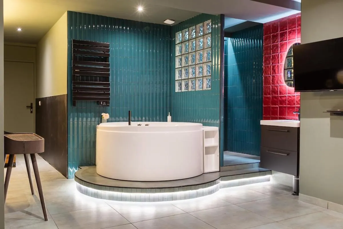 Arc De Triomphe Romantic Suite Jacuzzi Emeraude Paris